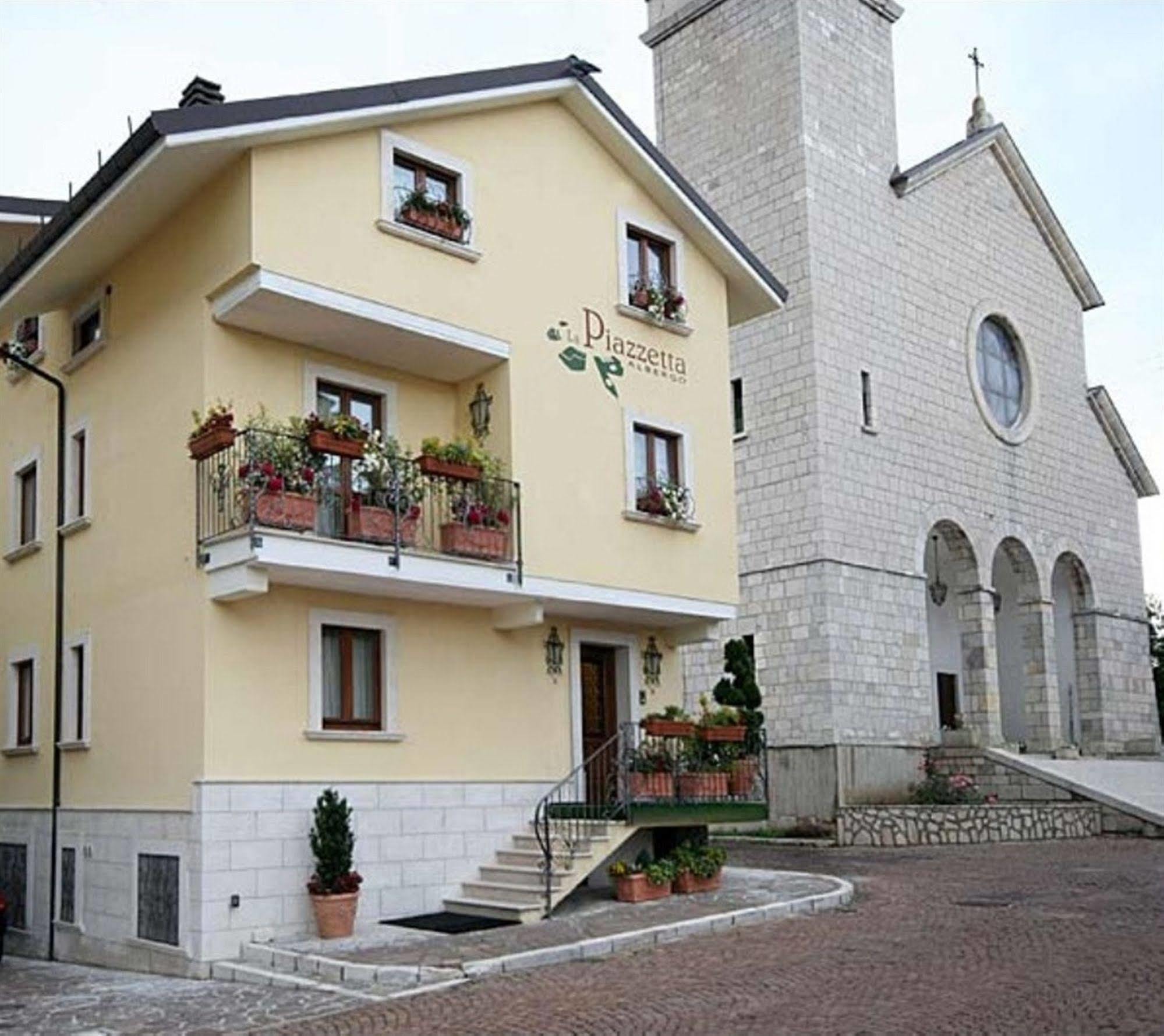 La Piazzetta Rooms & Breakfast Roccaraso Luaran gambar