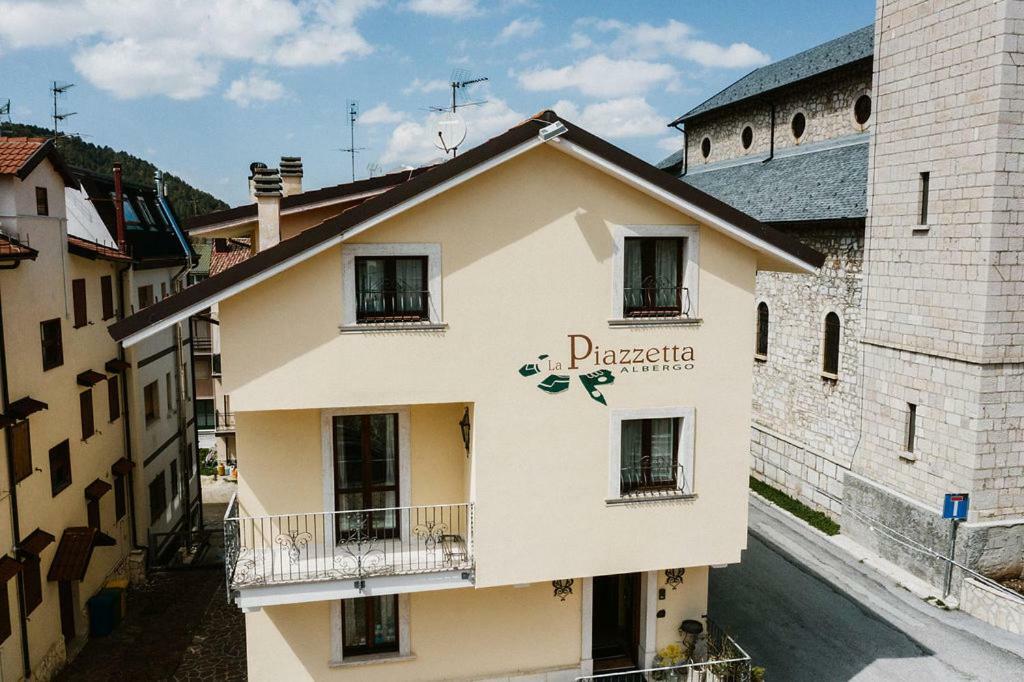 La Piazzetta Rooms & Breakfast Roccaraso Luaran gambar